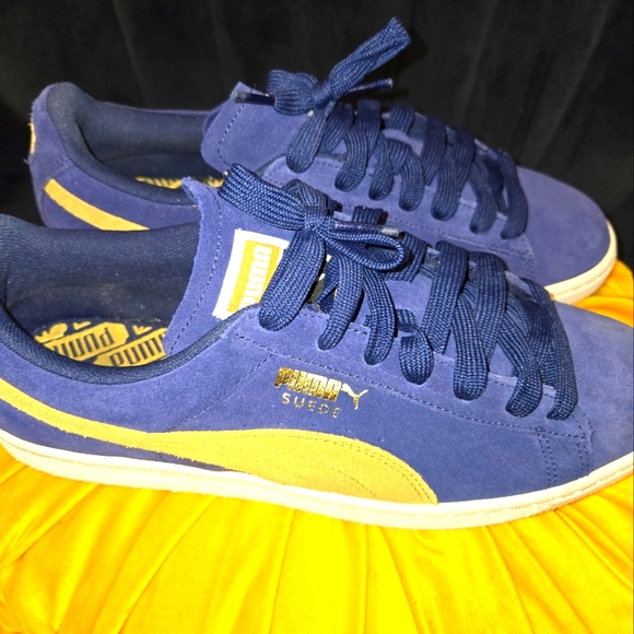 Puma Suede Classic Lace Up Sneaker WOMAN SIZE 10 - Picture 3 of 6